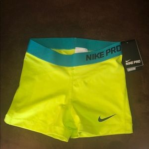 Nike Pro 3” spandex - small